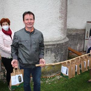 Statt der Agape gab es ein Bschoad-Packerl für alle.