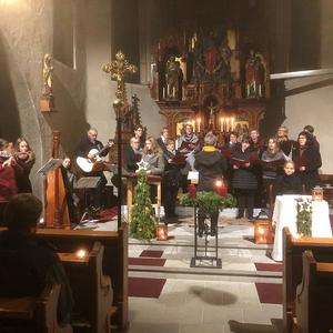 Im Rahmen des Adventkonzertes des Frauenchores am 30.11. 2019 werden auch die Adventkränze gesegnet.