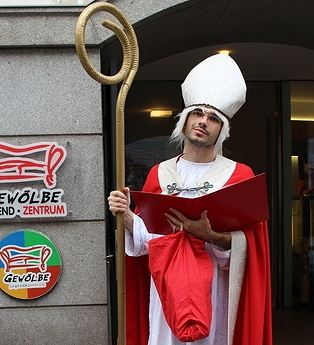 NIKOLAus
